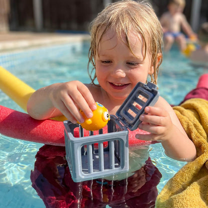 Underwater Ocean Rescue Mission – Diving Pool Game with 6 Interactive Sea Animals & Floating Rescue Cages
